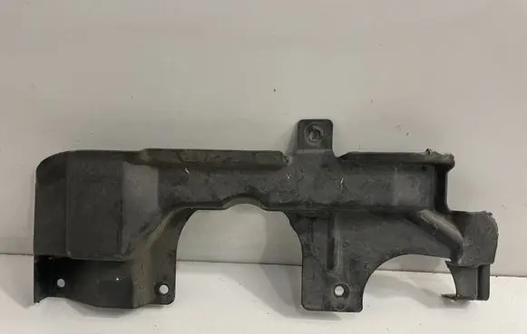 Rear underbody cover/under tray