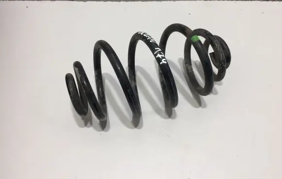 Volkswagen PASSAT B5 Rear coil spring