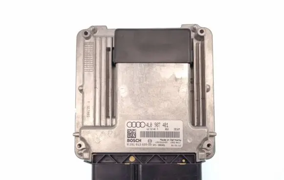 Audi Q7 4L Engine control unit/module 4L0910401M 4L0907401 0281013689