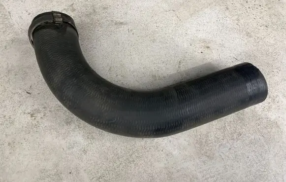 Volvo V50 Intercooler hose/pipe 