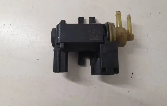 Audi A6 S6 C7 4G Turbo solenoid valve 8K0906627