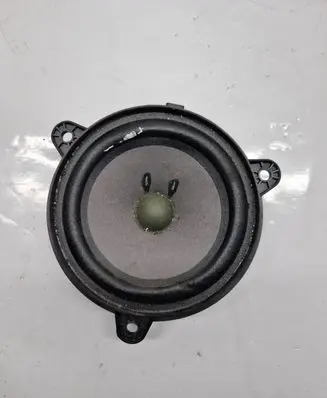 Nissan Qashqai Front door speaker 281567Y300