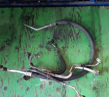 Chrysler Neon II Air conditioning (A/C) pipe/hose