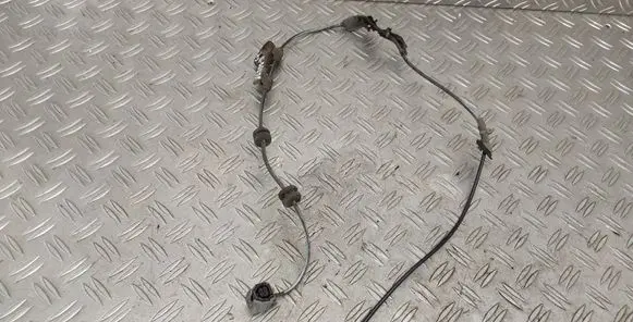 Toyota Verso Rear ABS sensor wiring 