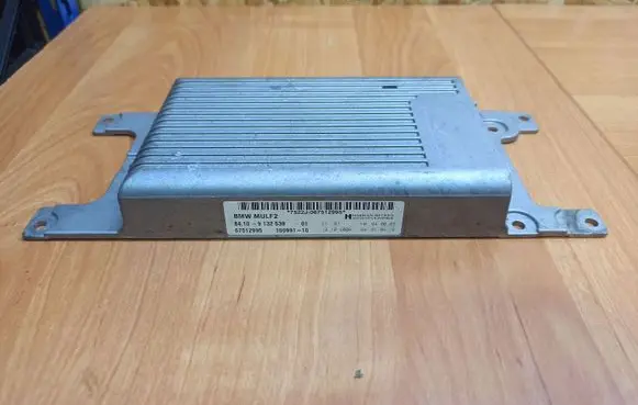 BMW 5 E60 E61 Bluetooth control unit module 84109132539