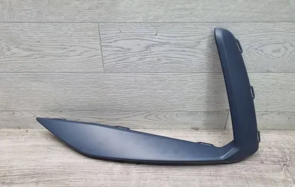 Volkswagen PASSAT B9 Front bumper splitter molding 3J0807833 3J0807833A