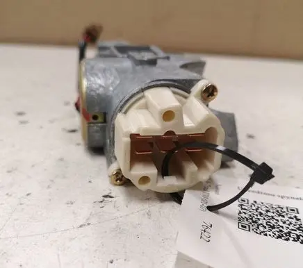 Nissan X-Trail T30 Ignition lock