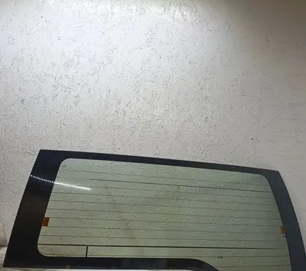 Nissan Terrano Rear windscreen/windshield window 43R000015 DOT211M89AS2