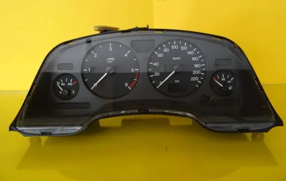 Opel Zafira A Speedometer (instrument cluster) 09228758