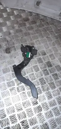 Audi A6 S6 C5 4B Accelerator throttle pedal 8D1721523E