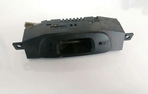 Mitsubishi Carisma Screen/display/small screen mr114346