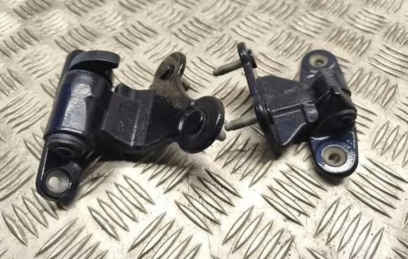 Mercedes-Benz E W212 Rear door hinge set A047058