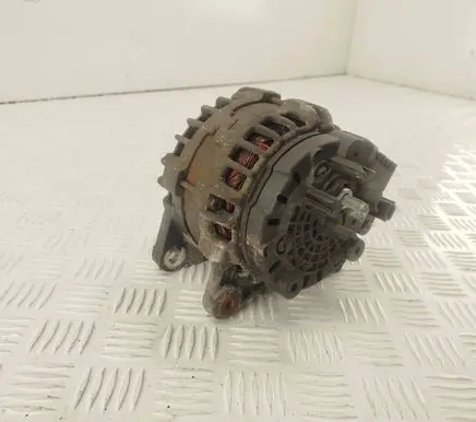 Nissan X-Trail T32 Generator/alternator 231004BE0A