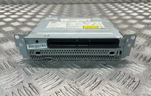 BMW 2 F46 Radio/CD/DVD/GPS head unit 8791692