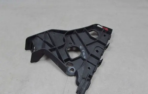 Opel Astra J Front bumper mounting bracket 13264475 58425