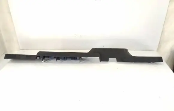 Seat Altea XL Front sill trim cover 5P0853372A