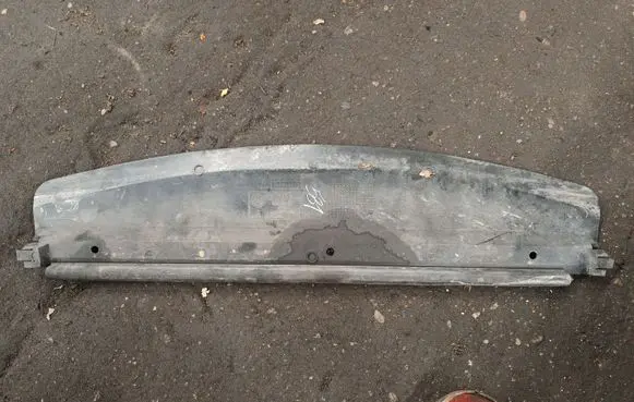 BMW X5 E53 Radiator trim 51718402420