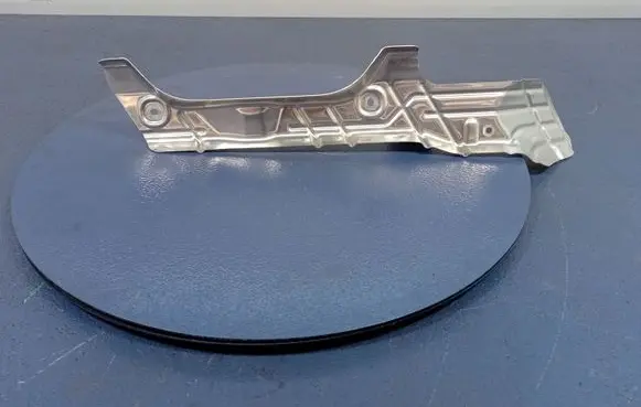Exhaust heat shield