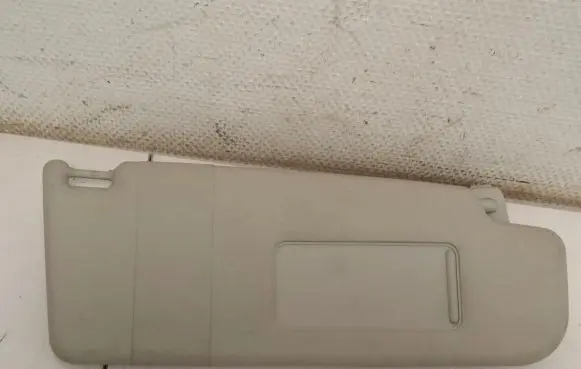 Volkswagen Golf Plus Sun visor 1K0857552