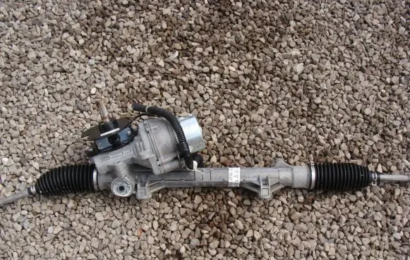 Peugeot 2008 I Steering rack 6700003951A