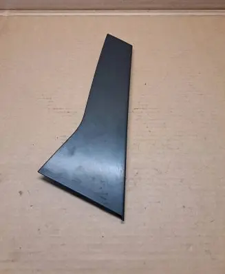 Opel Astra J Rear door glass trim molding 544979545