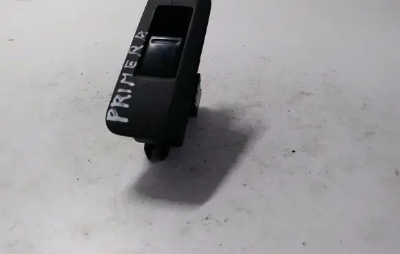 Nissan Primera Electric window control switch 25411AV600