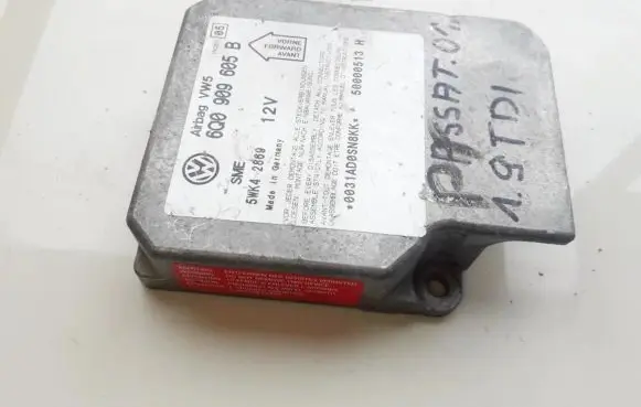 Volkswagen PASSAT B5.5 Airbag control unit/module 6Q0909605B 5WK42869