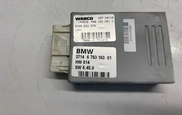 BMW X5 E70 Air suspension control unit module (rear) 6793163