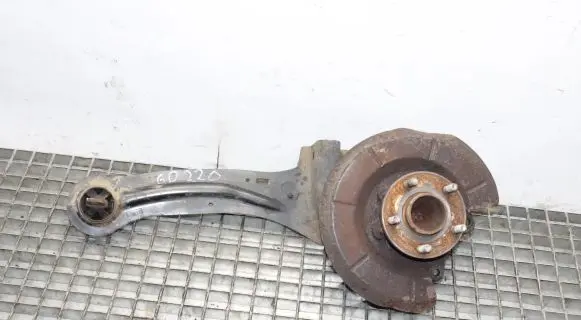 Ford C-MAX II Rear wheel hub