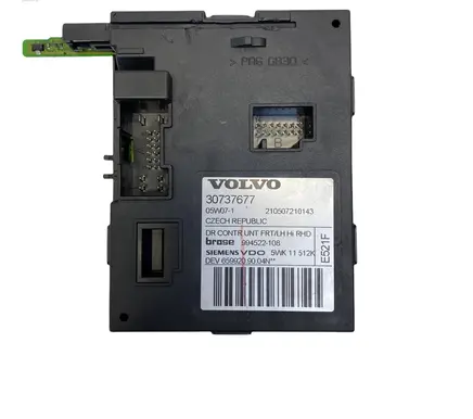 Volvo S40 Door control unit/module 30737677 05W071