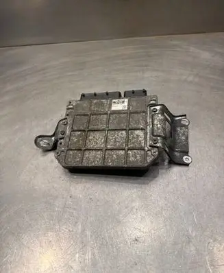 Toyota Yaris Engine control unit/module 896610D310 MB2751002494