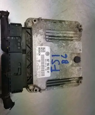 Volkswagen PASSAT B6 Engine control unit/module 06F906056AM 1039S11023 0261S02132