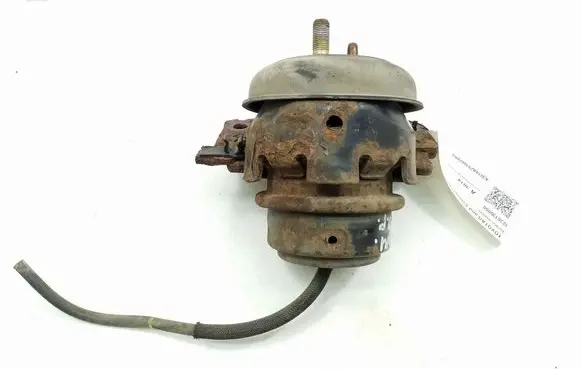 Toyota Land Cruiser (J120) Engine mount bracket 1236130050