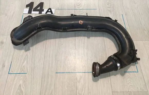 Ford Kuga I Intercooler hose/pipe N07011C160