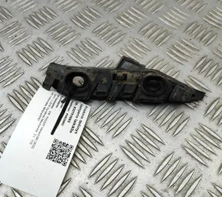 Volkswagen PASSAT B8 Front bumper mounting bracket 3G0807050