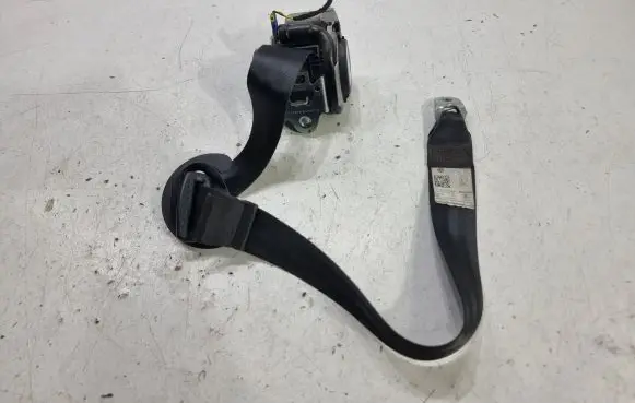 Volkswagen Golf VI Front seatbelt 1K4857706S