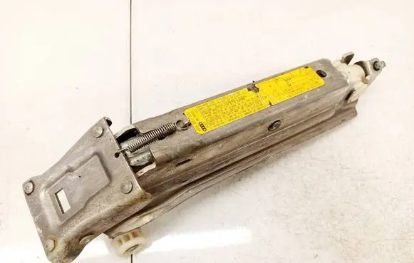 Audi A6 S6 C6 4F Lift Jack 4F0011031