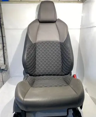 Toyota C-HR I Front passenger seat 