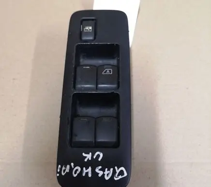 Nissan Qashqai Electric window control switch 25401BR00A