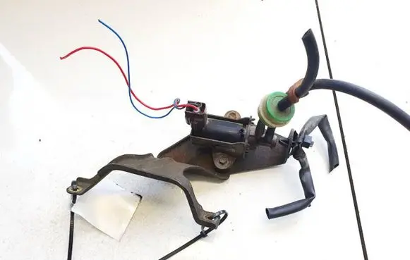 Nissan Primera Turbo solenoid valve 1397000440 139700-0440