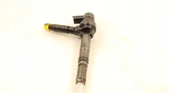 Opel Astra H Fuel injector 