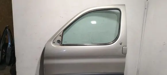 Peugeot Partner Front door 