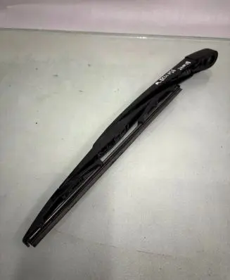 Mitsubishi Eclipse Cross Rear wiper blade arm