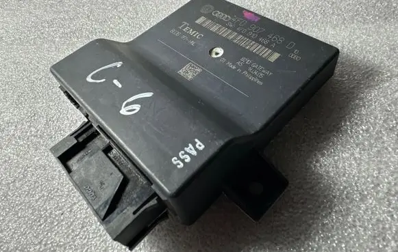 Audi A6 S6 C6 4F Gateway control module 4F0907468D 4F0910468A