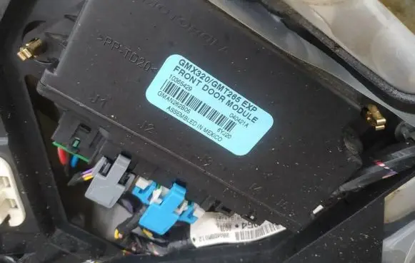 Cadillac SRX Door control unit/module 10365429 040421A