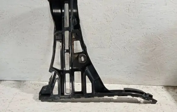 Mercedes-Benz S W222 Rear bumper mounting bracket A2228850421