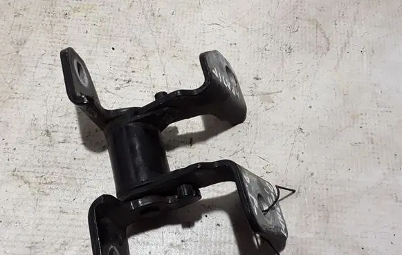 Dodge Durango Rear door lower hinge 55113664AI
