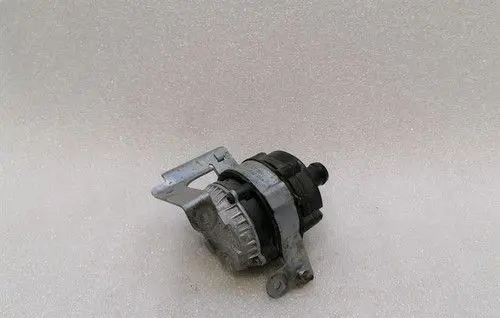 Porsche 718 Cayman 982 982c Electric auxiliary coolant/water pump 04L965567