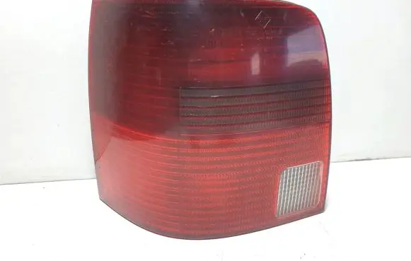 Volkswagen PASSAT B5 Rear/tail lights 3B9945257