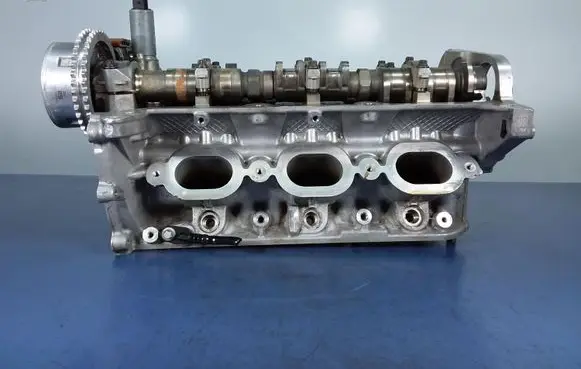 Porsche Panamera (970) Engine head 9461041055R